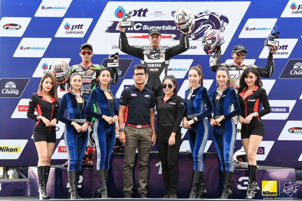 ฟอร์มหรู!! “จักรกฤษณ์” ประเดิมแชมป์แรกศึก พีทีที บีอาร์ไอซี ซูเปอร์ไบค์ 2018 สนาม 2