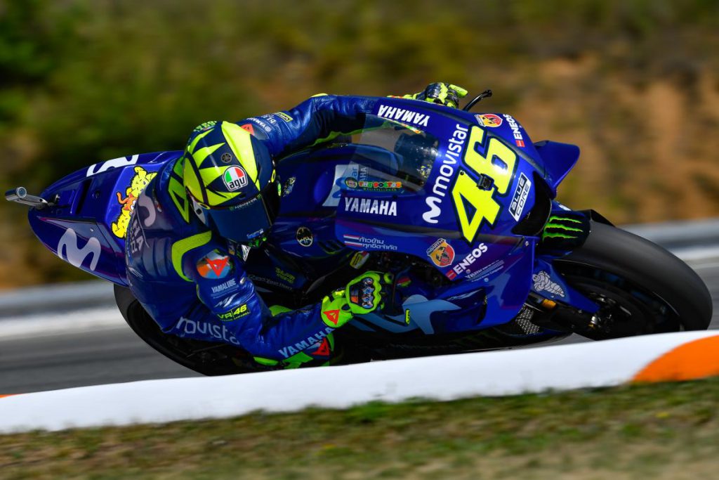 ไม่ได้ติดแค่สวยงาม!! “สติ๊กเกอร์” ที่มีความหมายบนรถ “เดอะด็อกเตอร์”